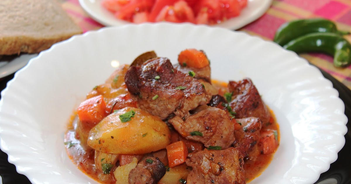 Guiso de cerdo y patatas al horno