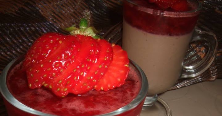 Panna cotta de chocolate con fresas